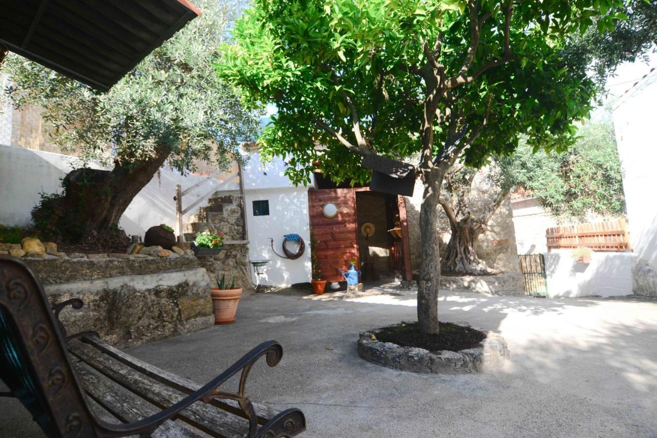 Casa Do Guardado Villa Monsanto Luaran gambar